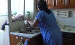 Ø³ÙƒØ³ ÙÙŠ Ù…Ø³ØªØ´ÙÙ‰ Ù…Ù† Ø§Ù„Ø·ÙŠÙ† Ù…Ø¹ Ø§Ù„Ù…Ù…Ø±Ø¶Ø© Pregnant Arab Wife Fast Creampie In Kitchen